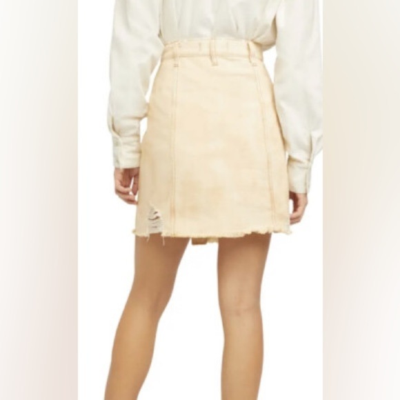 FREE PEOPLE PARKER WRAP DENIM GRUNGE MINI SKIRT BUTTER CREAM SZ 24 - Picture 3 of 14